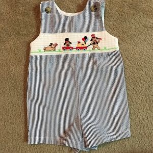 9mo patriotic smocked romper